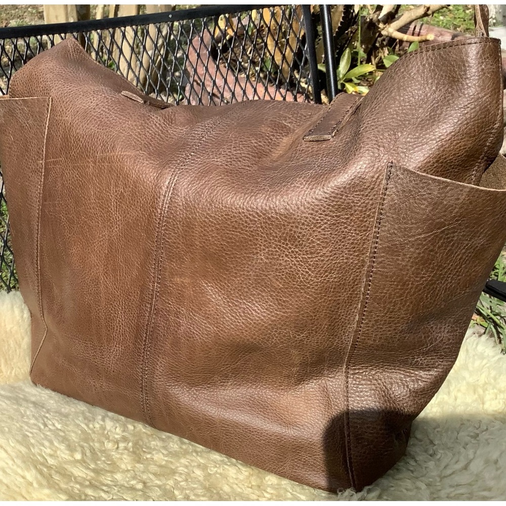 Duluth Trading Co. Large Leather Tote, 14 Inches Tall by 11 Inches Wide Used